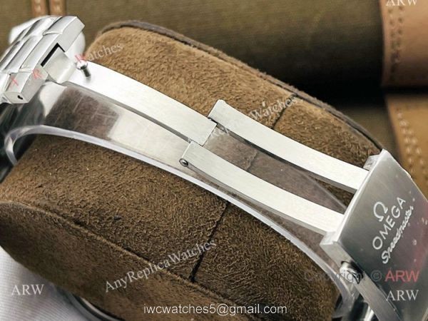 TW Factory Omega Speedmaster 7750 Watch Replica Stainless Steel Panda Face 5