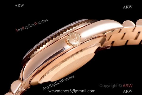 (GM) Rolex Day-Date 40mm Watch Rose Gold Roman Markers 5