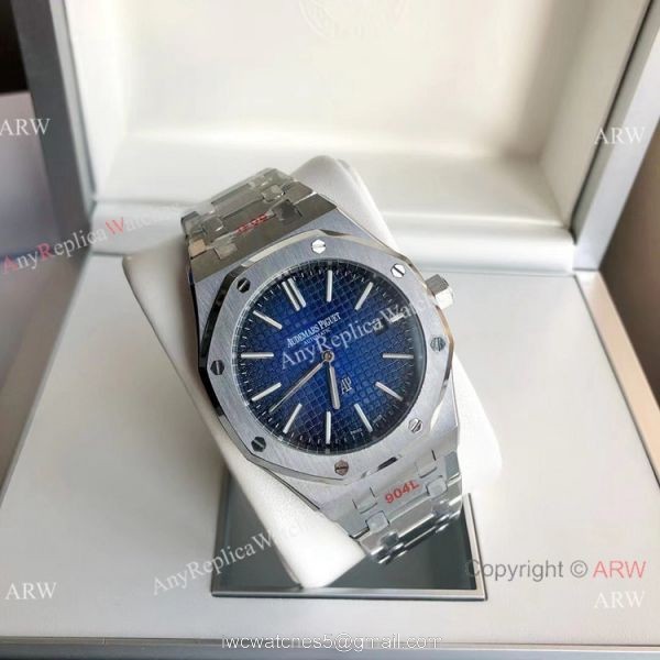 2021 NEW! Clone Audemars Piguet Royal Oak Jumbo Watch Blue Gradient Dial 5