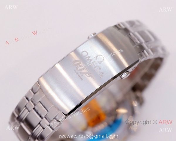 Super Clone Omega Seamaster Diver 300m &8216;James Bond Limited Edition OR 8800 Watch Stainless Steel 5