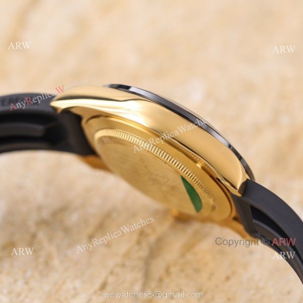 Replica V3 Rolex Daytona Black Face Gold Case Ceramic bezel Man Watch 5