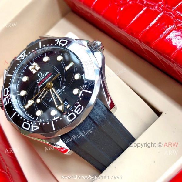 AAA Copy Omega Seamaster 300m James Bond Limited Edition Watch Rubber Strap 6