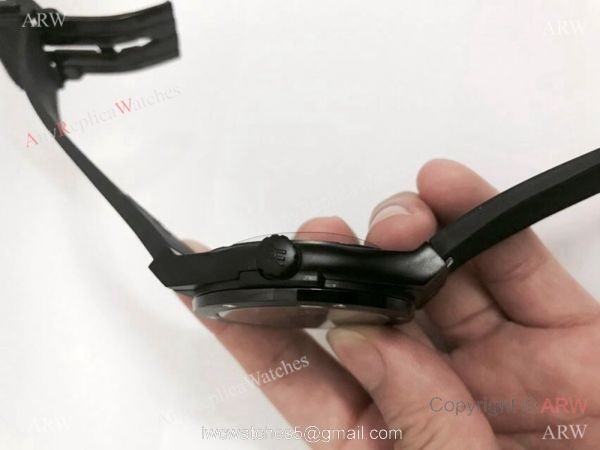 Newst Style Hublot Big Bang Limited Edition Watch Replica All Black 6