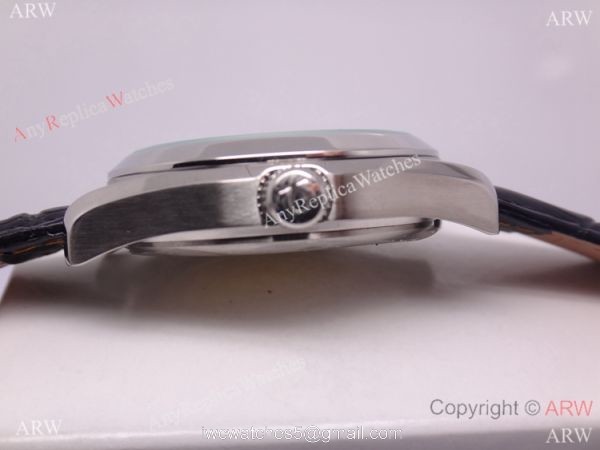 Replica Omega Seamaster Co-Axial Watch Black Dial / Black Leather Strap 6