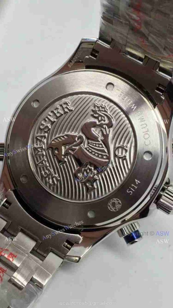 Swiss Grade Omega Seamaster 300 Replica Watches Red Chronograph Hand 6