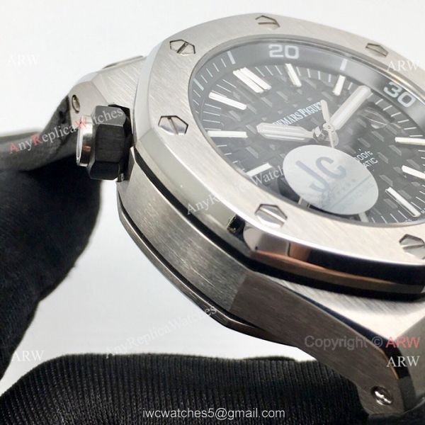 Fake Audemars Piguet Royal Oak Offshore Diver Watches SS Black Dial 42mm 6
