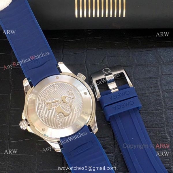 Omega Seamaster James Bond Omega Clone Watch Blue rubber Band 6