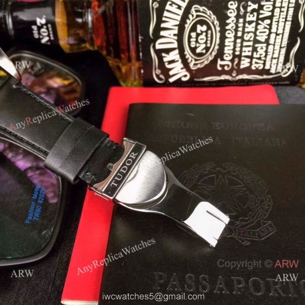 Tudor Heritage Black Bay 2-Tone Black Bezel Automatic Watch Best Replica 6