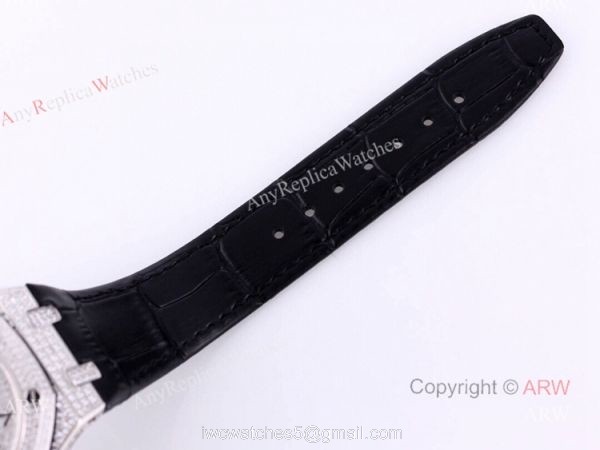 Swiss Replica Audemars Piguet Royal Oak Diamonds With Arabic Dial Automatic Watch For Men 6