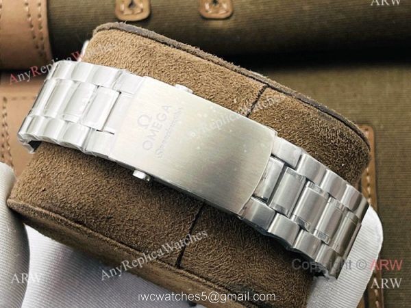 TW Factory Omega Speedmaster 7750 Watch Replica Stainless Steel Panda Face 6