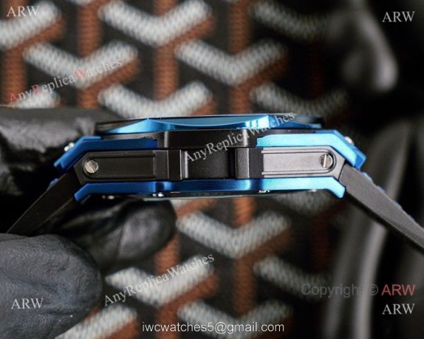 New Replica Hublot Big Bang Sang Bleu Watches Iced Out Blue Dial 6