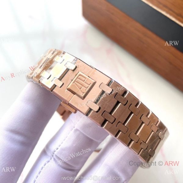 Copy Audemars Piguet Royal Oak Jumbo QUARTZ Watch Rose Gold White Dial 6