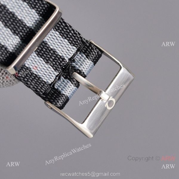 New 2021 Watch Swiss Replica Omega Black Seamaster Diver 300m Nato Strap 6