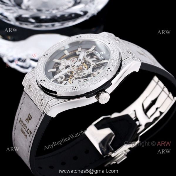 Replica Hublot Big Bang 45mm Skeleton Watch With Diamonds Blue Rubber Band For Men 6