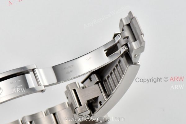Clean Factory Submariner V4 Hulk 116610LV Super Clone Rolex Watches 40mm 6
