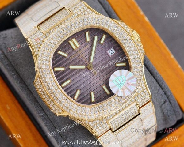 Swiss AAA Replica Patek Philippe Nautilus Iced Out Yellow Gold Watch 40mm 9015 Ultra-thin Movement 6