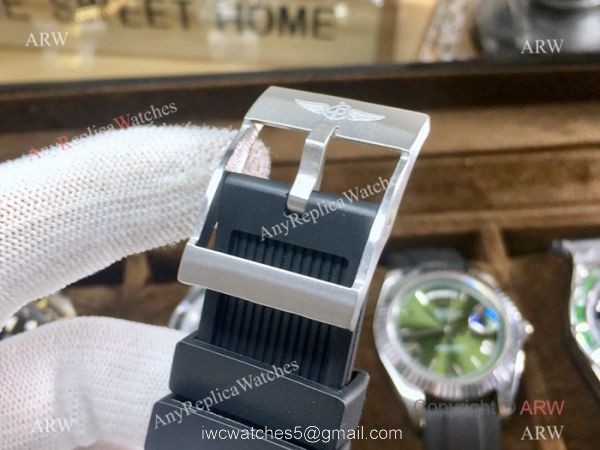 Swiss Quality Replica Breitling Watch Avenger II Seawolf SS Case Arabic Markers 7