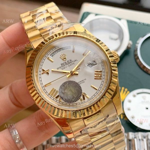 Copy Rolex Day Date 2 41mm watches Rose Gold President White Dial 7