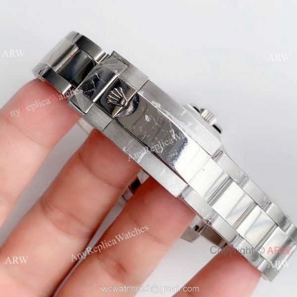 Noob Factory V3 Rolex GMT Master II Blue Black Replica Watch SS Oyster Band 7