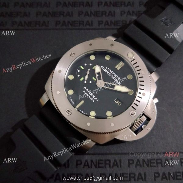 Copy Panerai Submersible Rubber Strap Black Dial PAM305 Men Watch 7