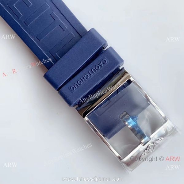 GF Factory Copy Breitling Avenger II GMT 2836 watch Blue Dial Blue Rubber Band 7