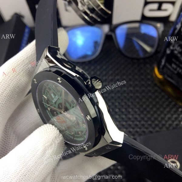 Replica Hublot Classic Fusion 43mm watches Black Bezel Rubber Strap 7
