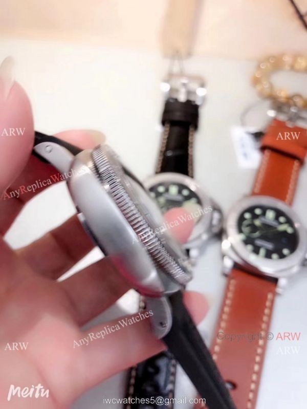 2019 Replica Panerai Submersible Mike Horn Edition PAM985 Watch Blue Markers 7