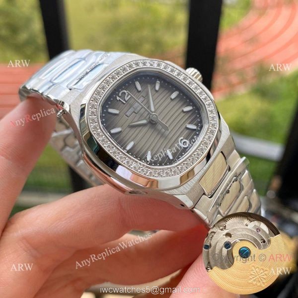 Copy Patek Philippe Nautilus Ladies 35mm Watches Diamond Bezel 7