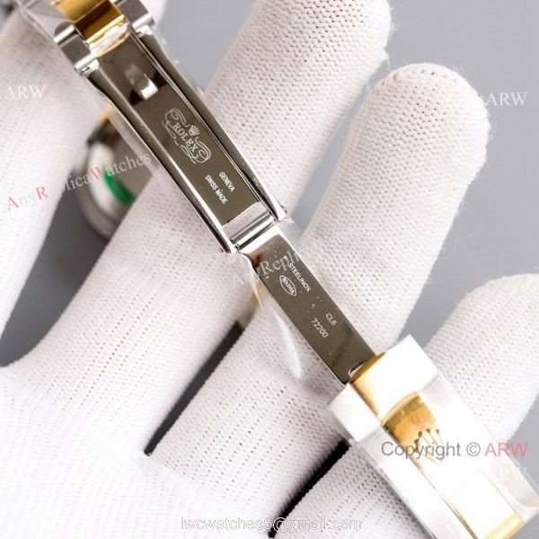 Swiss AAA Replica Rolex Datejust Gold Oyster Watch 31mm White MOP Dial 7
