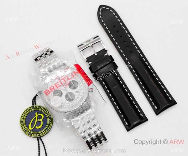 GF V2 Replica Breitling Navitimer B01 Chronograph Watch Panda Dial Best 1:1 Watches 7