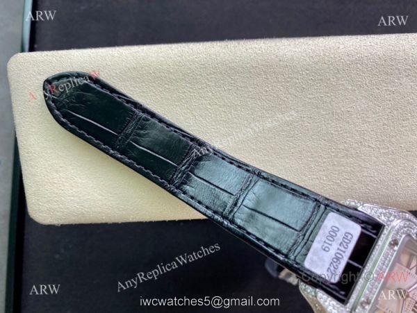 Swiss Quality Iced Out Cartier Santos De Watch Sapphire Crystal 7