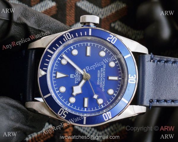 Vintage Tudor Heritage Watch Stainless Steel Blue Dial Automatic 42mm 7
