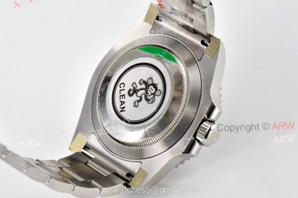 Clean Factory Submariner V4 Hulk 116610LV Super Clone Rolex Watches 40mm 7