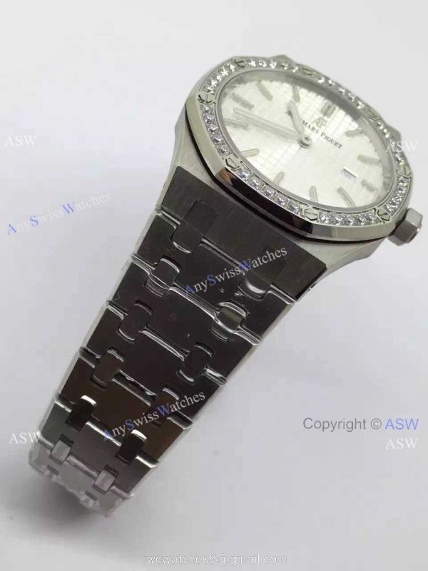 Copy Swiss Audemars Piguet Royal Oak Diamond Bezel Watch SS White Dial 8