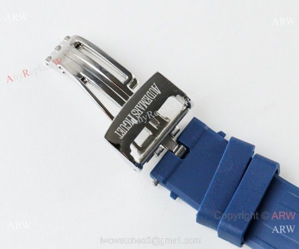 Copy Audemars Piguet Royal Oak 41mm Watches Blue Dial Deployment Clasp 8