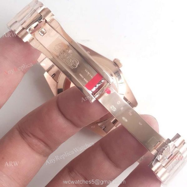 Swiss Replica Rolex Day Date II Ice Out Watch Rose Gold 41mm 8