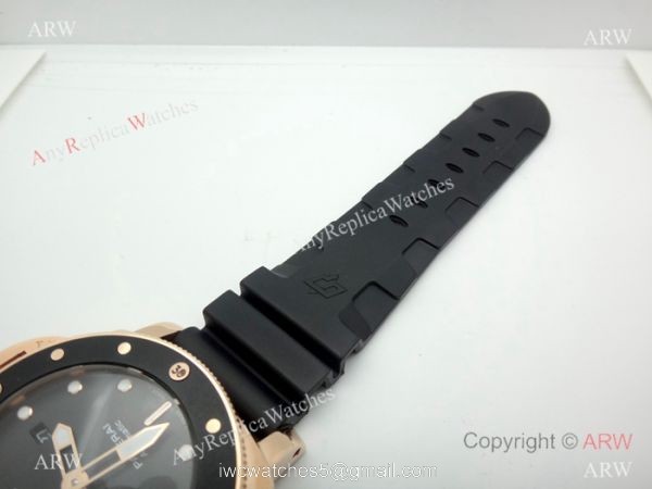Panerai Submersible Rubber Strap PAM684 Copy Watch Rose Gold Black Bezel 8