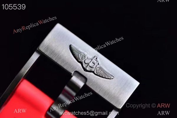 GF Swiss Grade Replica Breitling Avenger II GMT Watch SS Red Rubber Strap 8