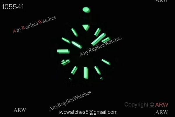 Replica Breitling Avenger II GMT 2836 SS Black Dial Watch GF Factory 8