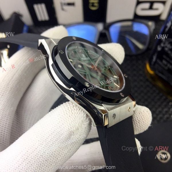 Replica Hublot Classic Fusion 43mm watches Black Bezel Rubber Strap 8