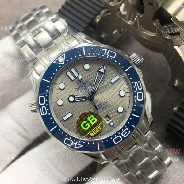 Stainless Steel Omega Seamaster 300 Replica Watch GB Factory Swiss Omega 8800 Movement 8