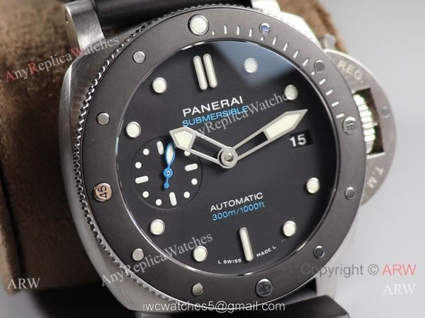 (VS)Panerai Submersible 42MM PAM00683 VS Factory Black Bezel Watch Medium Size 8