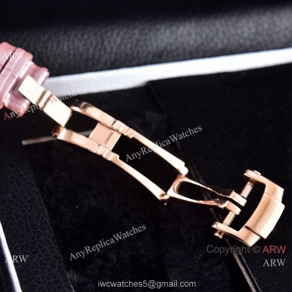 Copy Patek Philippe Nautilus Quartz Watches Rose Gold Women Size 8
