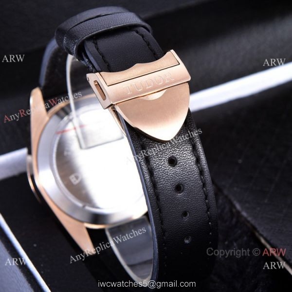 Copy Tudor Heritage Black Bay Watches Rose Gold Black Leather Strap 41mm 8