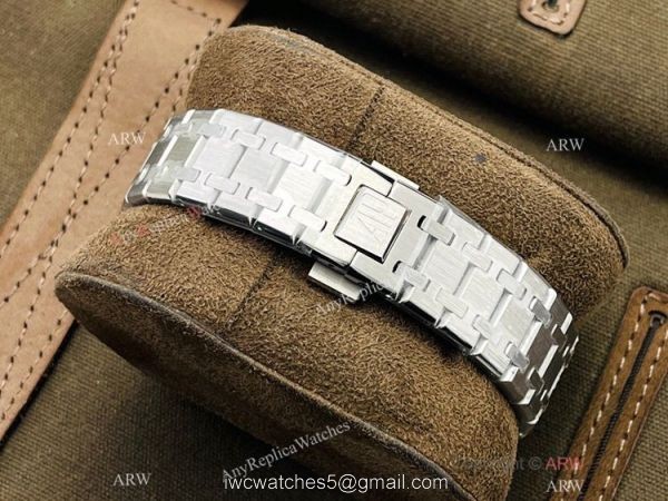 TWS factory V3 Version Audemars Piguet Royal Oak 15450 Watch Blue Dial 37mm 8