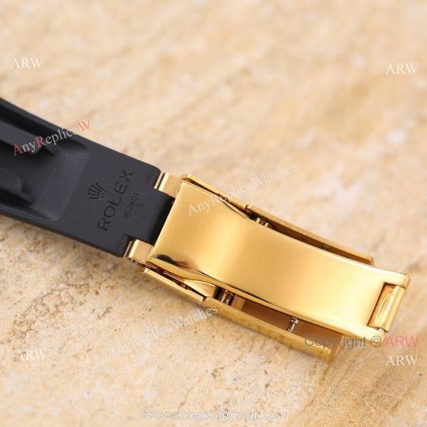 Replica V3 Rolex Daytona Black Face Gold Case Ceramic bezel Man Watch 8